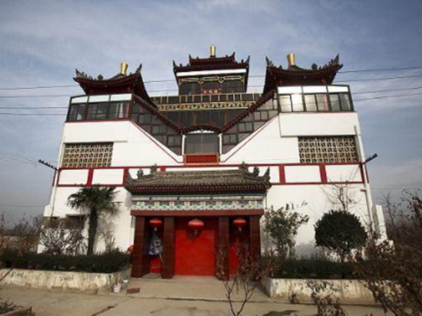 郴州市蘇仙區(qū)棲鳳渡鎮(zhèn)華欣建筑材料行,仿古建材,小青瓦,青筒瓦